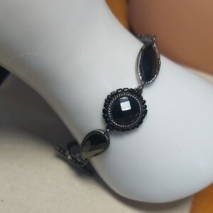 Black Faceted Black Bead Toggle Bracelet 7.5"